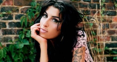 Amy Winehouse : « Back to Black » numéro un sur iTunes