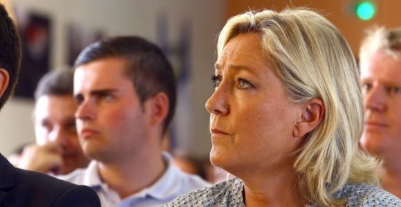 Marine Le Pen n'est pas ravie de "Ravis par Marine (Le Pen)"