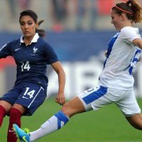 Coupe du monde de football 2015 : les footballeuses refusent le gazon artificiel