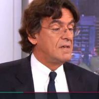 Médias le Mag : Luc Ferry furieux "Arrêtez ces conneries, putain !" (vidéo)