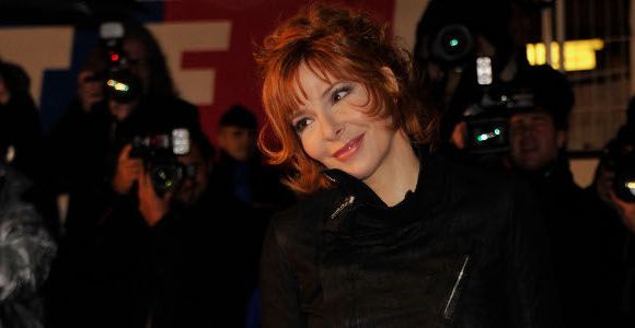 Mylène Farmer ne sortira pas de nouveau disque avant 2015