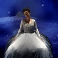 Alizée : Cendrillon sexy dans le clip Tendre rêve - Vidéo