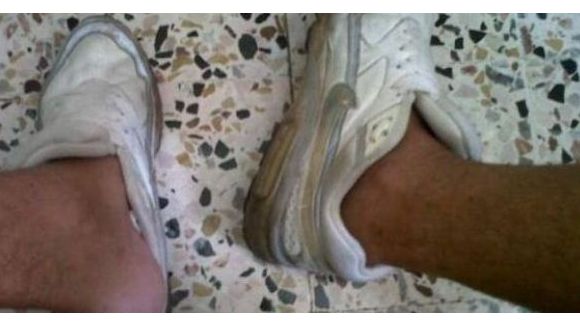 LeBonCoin : il vend ses chaussures puantes