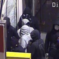 Grande-Bretagne : 4 ans de prison pour incitation aux émeutes via Facebook