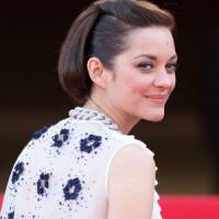 30 ans de Canal + : Marion Cotillard en duo avec Metronomy (Vidéo replay)