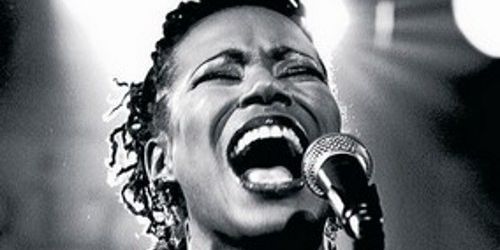 Canal + : China Moses rejoint le Grand Journal