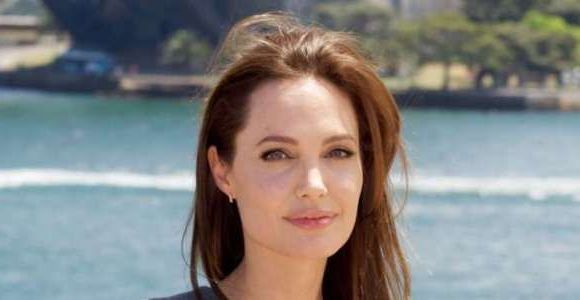 Vivement dimanche : Angelina Jolie invitée de Drucker en décembre 