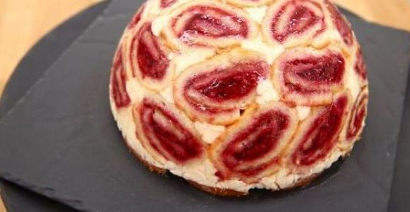 Meilleur pâtissier 2014 : recette de la Charlotte Royale de Mercotte