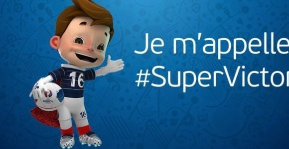 Euro 2016 : la mascotte "Super Victor" n'est pas au goût des fans de foot