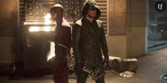 Arrow : une bande-annonce explosive avec The Flash