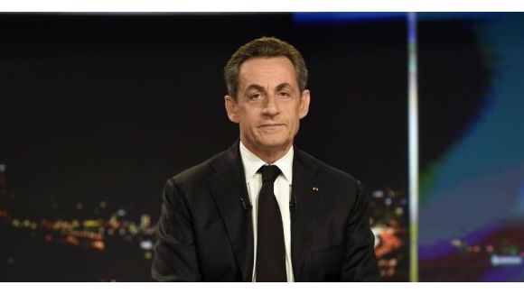 Nicolas Sarkozy tacle Laurent Delahousse et ses "deux neurones"