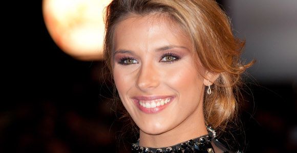 Camille Cerf se rêve en "attachée de presse des Miss France"