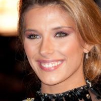 Miss Univers 2015 : la préparation intensive de Camille Cerf