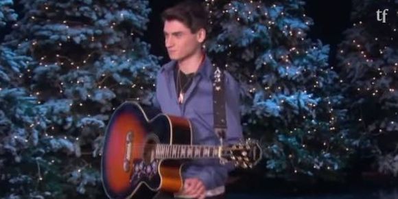 The Voice 2015 : David Thibault, un fan d’Elvis futur gagnant ? (Vidéo)