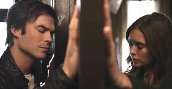 Vampire Diaries saison 6 : Elena aime-t-elle toujours Damon ?