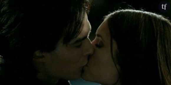 Vampire Diaries saison 6 : un nouveau baiser très hot pour Damon et Elena (vidéo)