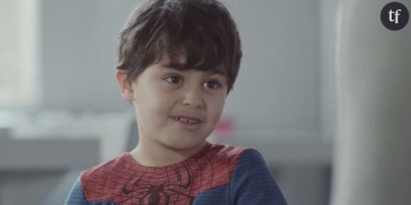 Terrorisme : des gamins forcés de s'excuser dans une vidéo bouleversante