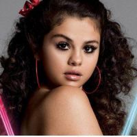 Selena Gomez : ses photos de "lolita" pour V Magazine font scandale