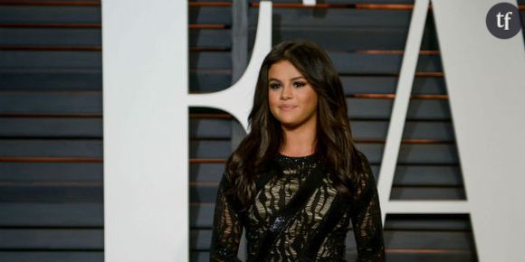 Selena Gomez : ivre, elle s’effondre devant Jason Statham et Rosie Huntington-Whiteley