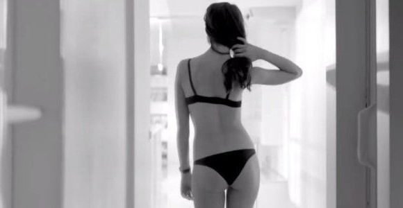 L'affligeante pub sexiste pour un smartphone Kazam censurée en Angleterre