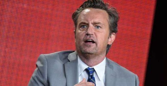 50 Shades of Grey : Matthew Perry s'imagine dans la peau de Christian