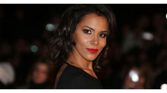 Shy'm : un nouveau tatouage très graphique 