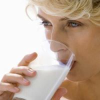 Faut-il boire du lait à l'âge adulte ?