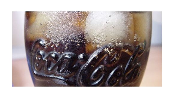 Coca cola : affaire de la suspension des investissements en France