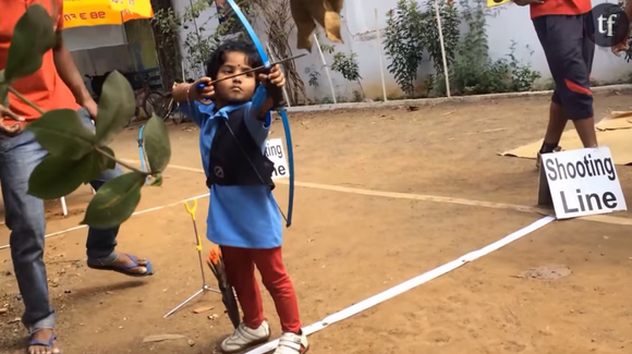 Dolly Shivani Cherukuri, la petite championne indienne du tir à l'arc