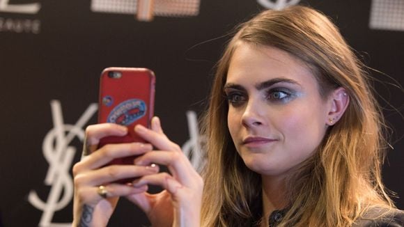 Cara Delevingne n'est pas une blonde stupide