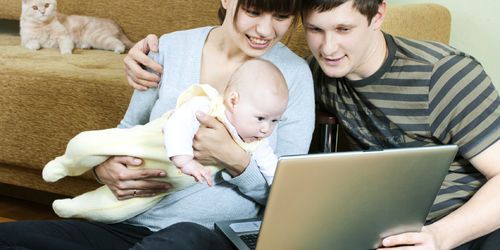 Un bébé sur trois est sur Facebook !