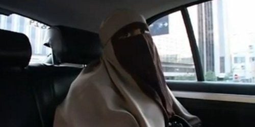 Présidentielle 2012 : une femme portant le niqab candidate