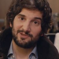 Gaspard Proust : il porte la barbe pour le 2e film de Beigbeder avec Audrey Fleurot