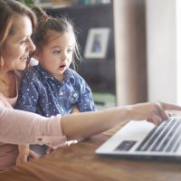 Pourquoi les filles dont les mères travaillent deviennent des femmes épanouies