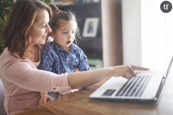 Les filles dont les mères travaillent sont plus épanouies au travail