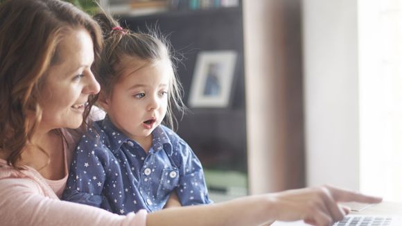 Pourquoi les filles dont les mères travaillent deviennent des femmes épanouies