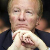 Affaire Karachi : entendu par la PJ, Hortefeux se dit « soulagé »