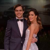 Violetta : Martina Stoessel se confie sur son amoureux, Peter Lanzani (vidéo)