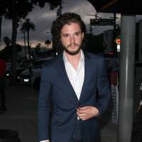 Jon Snow : Kit Harington se rêve en James Bond