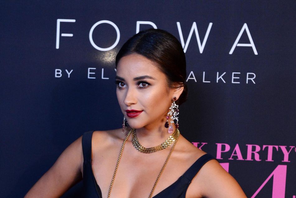 L'actrice de Pretty Little Liars, Shay Mitchell