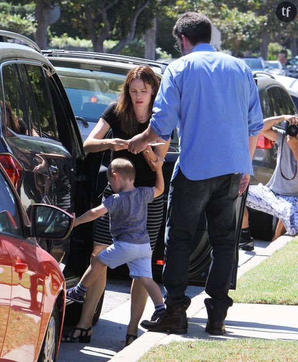 : Ben Affleck et Jennifer Garner sont allés à l'église avec leurs enfants Violet, Seraphina et Samuel à Pacific Palisades, le 13 septembre 2015 