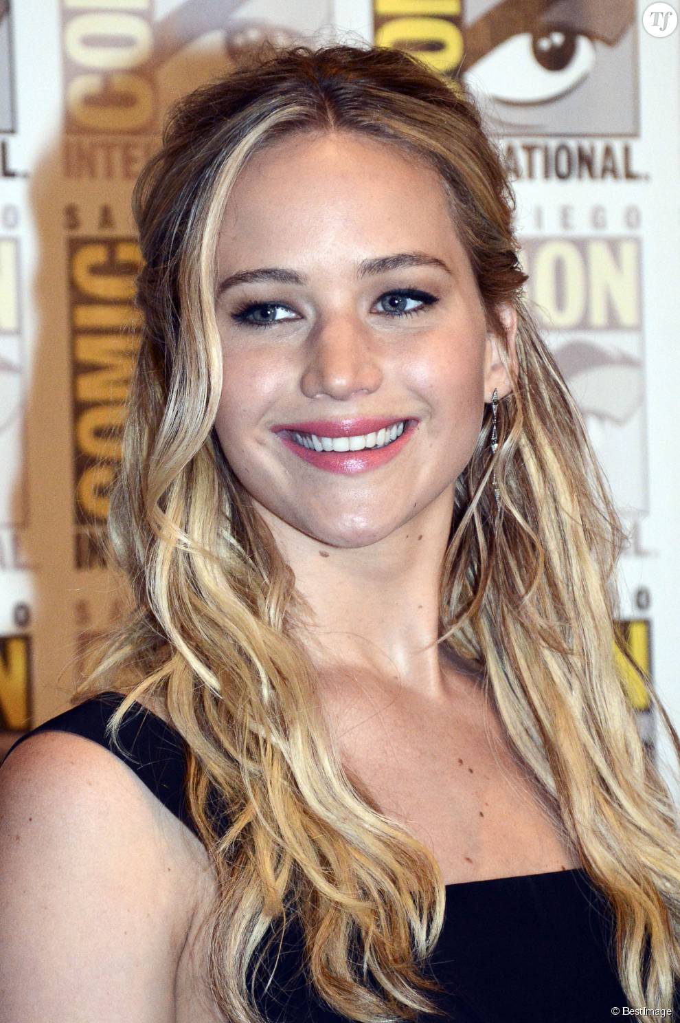   Jennifer Lawrence - Présentation du film &quot;The Hunger Games : La révolte - Partie 2&quot; au Comic-Con à San Diego. Le 9 juillet 2015  