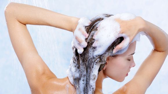 Low-poo : faut-il adopter la nouvelle tendance anti-shampooing ?