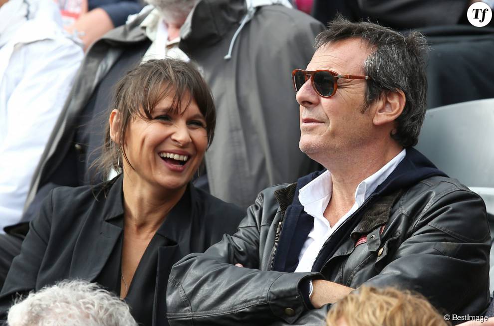  Jean-Luc Reichmann et sa femme Nathalie - People dans les tribunes des Internationaux de France de tennis de Roland Garros à Paris. Le 31 mai 2015.  