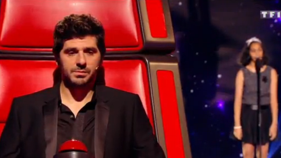 The Voice Kids 2015 : une jeune aveugle émeut aux larmes Patrick Fiori (replay 25 septembre)