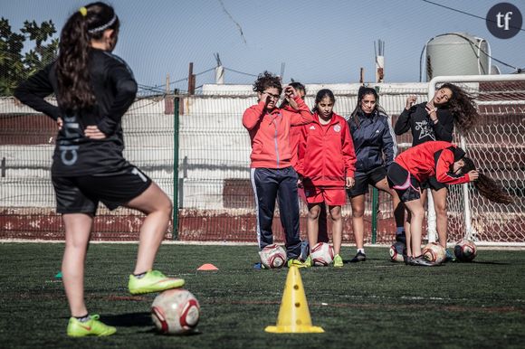 Les filles de l'académie en plein entraînement.