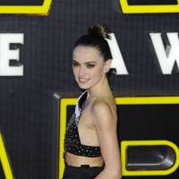 Daisy Ridley (Star Wars 7) : elle est en couple avec Charlie Hamblett