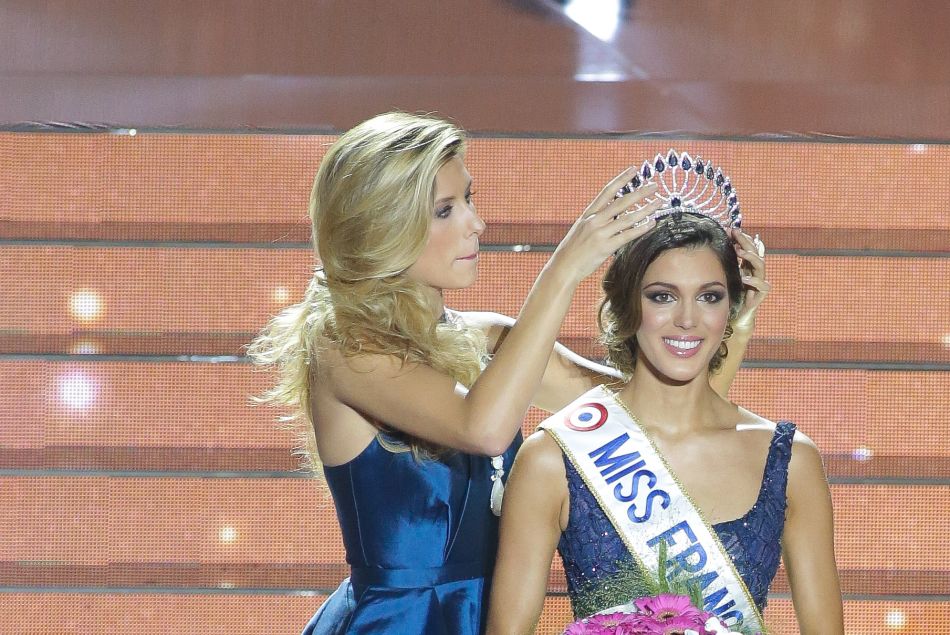 Iris Mittenaere, Miss France 2016, et Camille Cerf, Miss France 2015