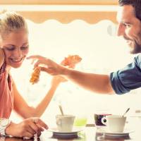 6 petites habitudes qui font durer les couples heureux