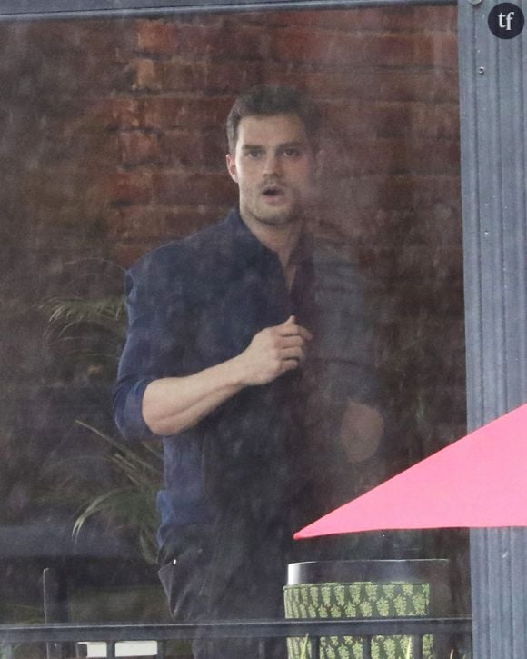 Jamie Dornan sur le tournage de Fifty Shades Darker à Vancouver, le 7 mars dernier